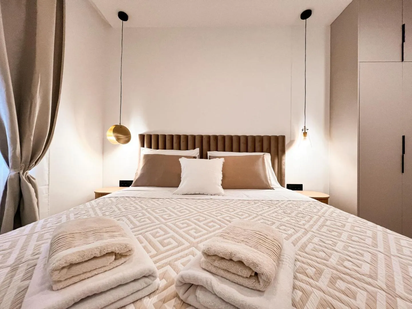 More - Bed with folded towels
